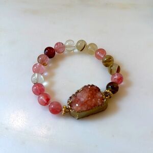 Peach druzy and chalcedony bracelet